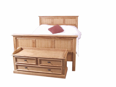 Forest Designs Mission Oak Queen Panel Bed: 64W x 49H x 93D (No Chest)